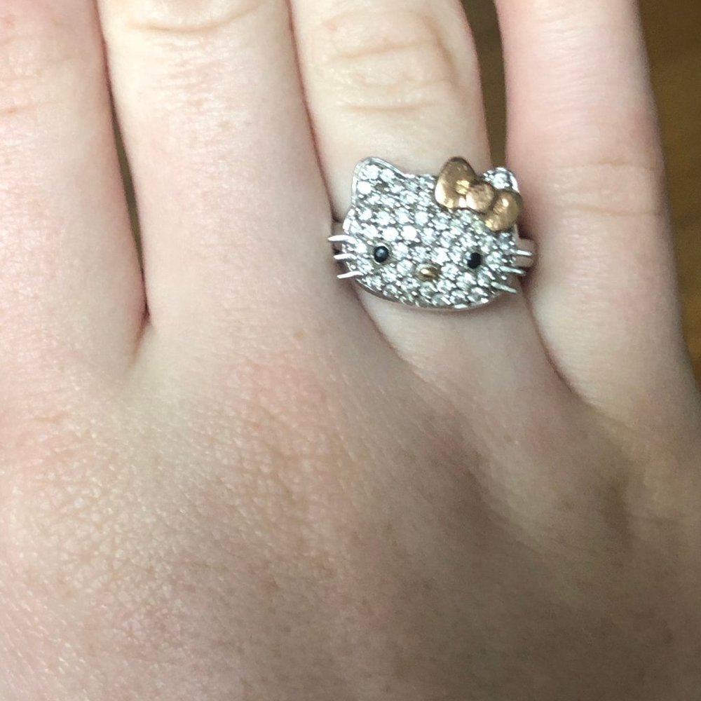 KLS HELLO KITTY DIAMOND RING - Picture 2 of 5